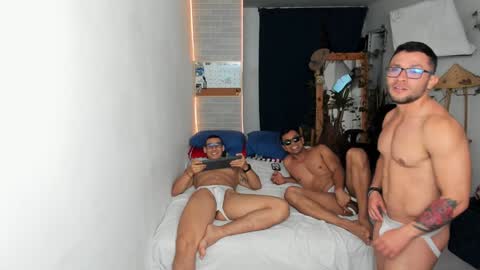 Snapshot of travis_bakerr chatting on December 2024 03:58:02 AM travis bakerr online show from December 2024 03:58:02 AM