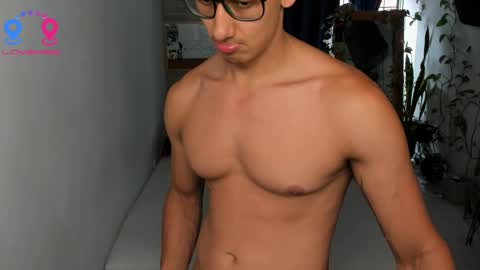 Snapshot of travis_bakerr chatting on February 2025 07:47:01 PM travis bakerr online show from February 2025 07:47:01 PM