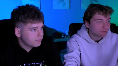 Snapshot of travis_wolf_ chatting on February 2026 09:49:01 AM Travis online show from February 2026 09:49:01 AM