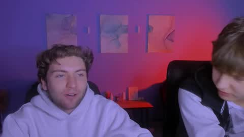 Snapshot of travis_wolf_ chatting on February 2026 09:41:02 AM Travis online show from February 2026 09:41:02 AM