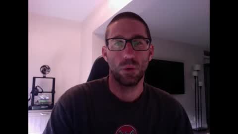 TravisKenn online show from March 2025 01:03:02 PM