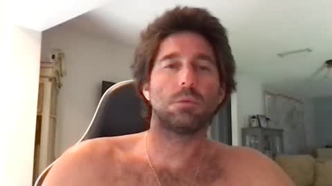 TravisKenn online show from October 2025 04:11:01 PM