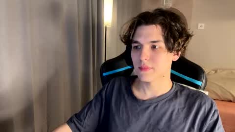 travisrivas online show from May 2026 02:41:01 AM