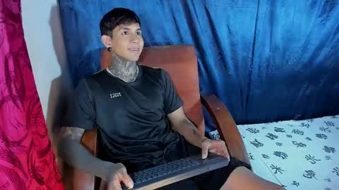 TRAV - INDEPENDENT MODEL online show from February 2025 09:08:02 PM