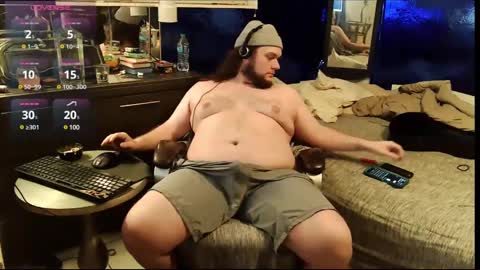 Snapshot of trea2139 chatting on December 2024 01:25:01 AM Trea online show from December 2024 01:25:01 AM