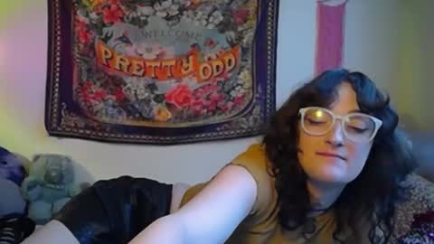 treecups online show from September 2025 09:16:02 PM