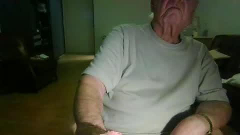 Snapshot of trekbeestje1 chatting on November 2025 05:49:01 PM trekbeestje online show from November 2025 05:49:01 PM