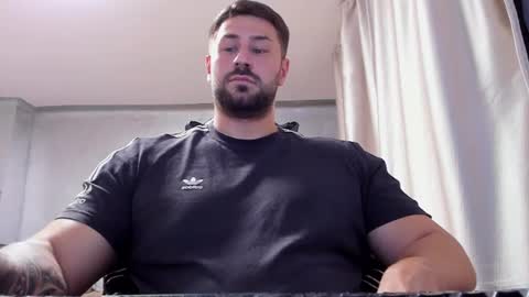 Snapshot of trentwest_ chatting on July 2026 06:12:01 PM Trent online show from July 2026 06:12:01 PM