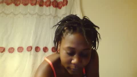tresyamber online show from May 2026 01:11:02 AM