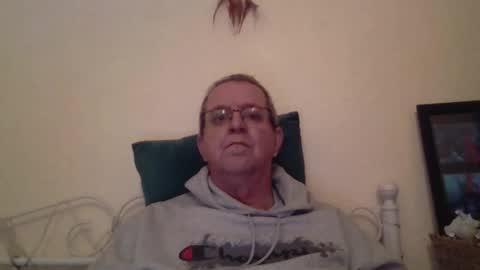 Fe-fi-fo-fum online show from March 2026 01:15:01 PM