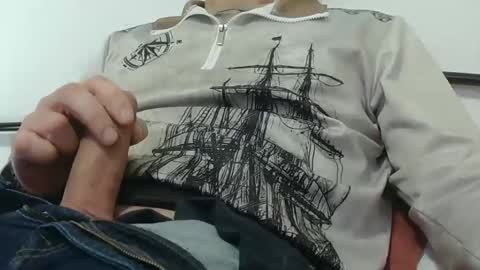 trevido4u online show from February 2025 06:55:02 PM