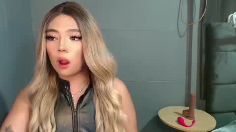 trexie_fucks15 online show from October 2025 09:19:02 PM