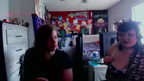 Trixie online show from February 2026 07:23:02 PM