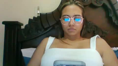 Snapshot of triana_bell chatting on December 2024 09:17:01 PM triana_bell online show from December 2024 09:17:01 PM