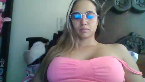 Snapshot of triana_bell chatting on February 2025 04:03:01 PM triana_bell online show from February 2025 04:03:01 PM
