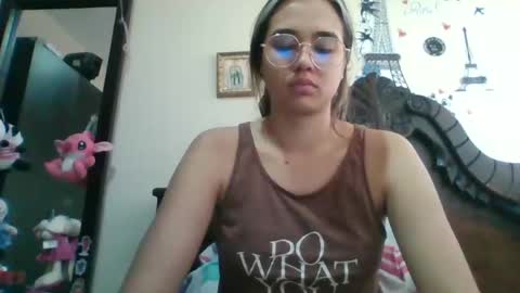 Snapshot of triana_bell chatting on February 2025 03:16:01 PM triana_bell online show from February 2025 03:16:01 PM