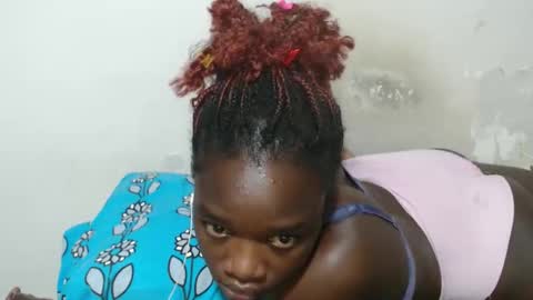 Snapshot of triceeyy chatting on November 2025 02:06:01 AM Tracy online show from November 2025 02:06:01 AM