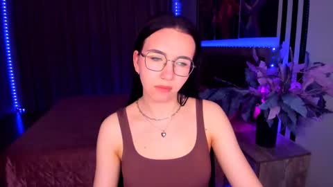 TriciaDaisy online show from May 2026 05:07:01 PM