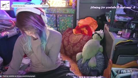 Cassie online show from December 2024 10:22:02 AM