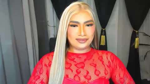 Tricxie online show from October 2025 06:49:02 PM