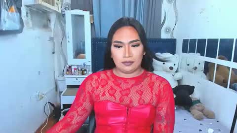 Tricxie online show from October 2025 04:49:02 PM