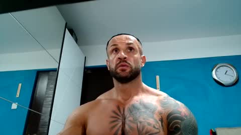 tridentmuscles online show from October 2025 10:21:01 PM