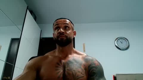 tridentmuscles online show from November 2025 09:03:01 PM