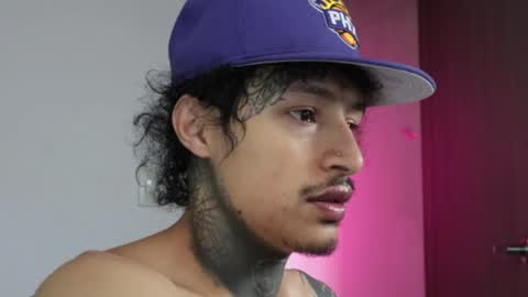 Snapshot of trieone chatting on April 2026 02:33:01 PM - trieone online show from April 2026 02:33:01 PM