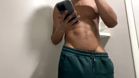 Snapshot of trillahung chatting on December 2024 06:16:01 PM WapBopper online show from December 2024 06:16:01 PM