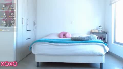 Snapshot of trinity_prestige chatting on February 2026 01:44:01 PM TRINITY online show from February 2026 01:44:01 PM