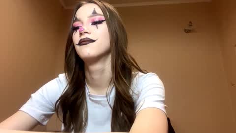 Snapshot of trishaawbrey chatting on October 2025 01:34:02 PM Ur Trisha online show from October 2025 01:34:02 PM