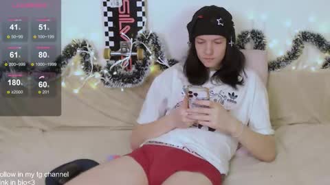 Max  online show from February 2026 08:05:01 PM