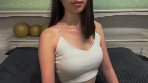 Snapshot of tristalevy chatting on May 2026 10:09:01 AM Sofa Im new here and so far I do not take off the panties online show from May 2026 10:09:01 AM