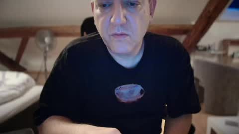 Snapshot of tritonspace chatting on May 2026 07:09:02 PM Triton online show from May 2026 07:09:02 PM