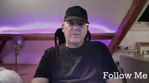 Snapshot of tritonspace chatting on May 2026 02:51:02 AM Triton online show from May 2026 02:51:02 AM