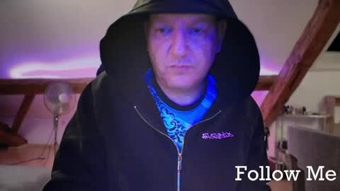 Snapshot of tritonspace chatting on May 2026 12:51:02 AM Triton online show from May 2026 12:51:02 AM