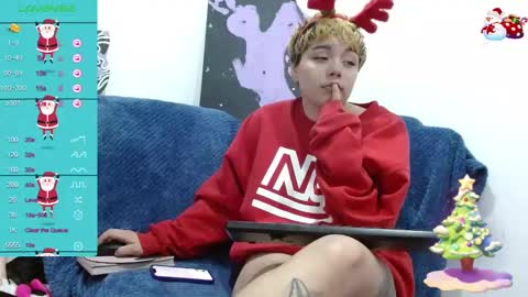 Snapshot of trixie_tangg chatting on December 2024 03:38:02 AM Kitty online show from December 2024 03:38:02 AM