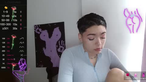 Snapshot of trixie_tangg chatting on March 2025 07:31:02 PM Kitty online show from March 2025 07:31:02 PM