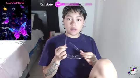 Snapshot of trixie_tangg chatting on November 2025 08:51:01 PM Kitty online show from November 2025 08:51:01 PM