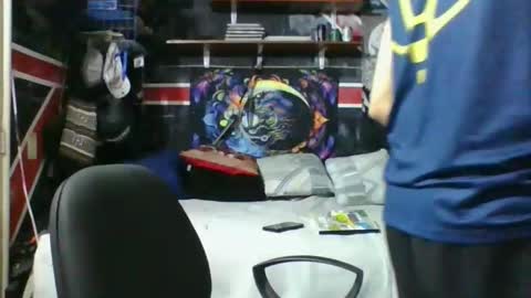 Andrew online show from April 2026 01:58:02 AM