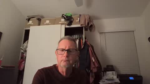 Snapshot of troffer1020 chatting on February 2025 12:20:02 AM Troffer online show from February 2025 12:20:02 AM