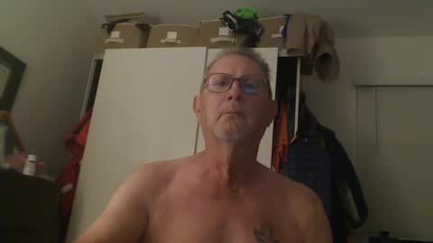 Snapshot of troffer1020 chatting on October 2025 11:50:01 PM Troffer online show from October 2025 11:50:01 PM