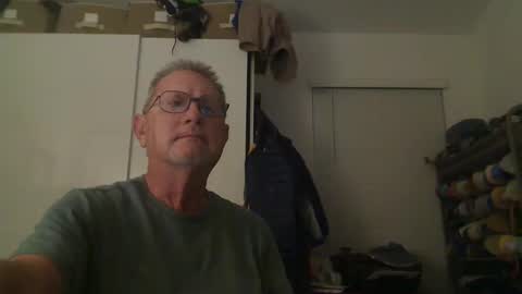 Snapshot of troffer1020 chatting on October 2025 02:59:01 AM Troffer online show from October 2025 02:59:01 AM