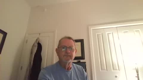 Snapshot of troffer1020 chatting on November 2025 05:06:02 AM Troffer online show from November 2025 05:06:02 AM