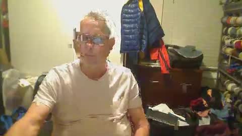 Snapshot of troffer1020 chatting on February 2026 01:56:02 AM Troffer online show from February 2026 01:56:02 AM