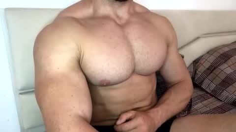 Snapshot of troncq chatting on September 2025 07:10:02 AM Troncq online show from September 2025 07:10:02 AM