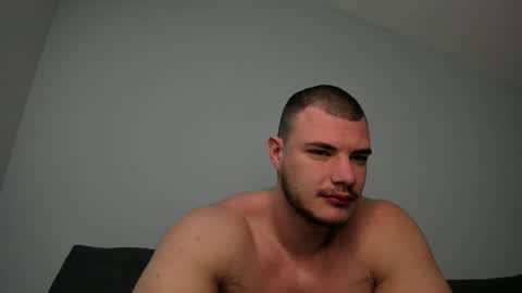 Troy online show from January 2026 06:04:01 AM