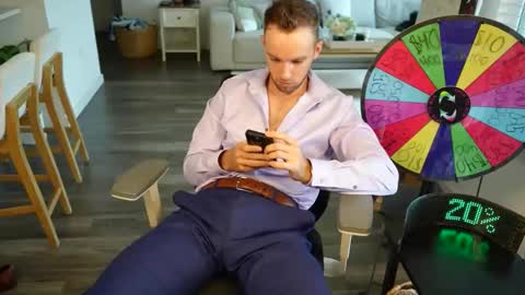 Snapshot of troy_greenxo chatting on May 2026 09:42:01 PM Troy Green online show from May 2026 09:42:01 PM