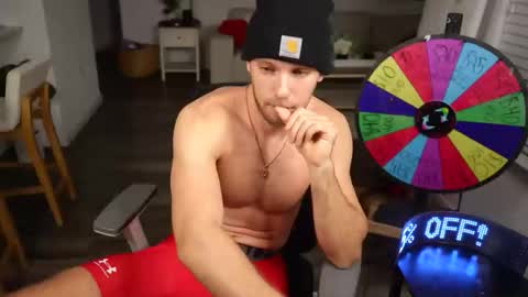 Snapshot of troy_greenxo chatting on May 2026 02:40:01 AM Troy Green online show from May 2026 02:40:01 AM