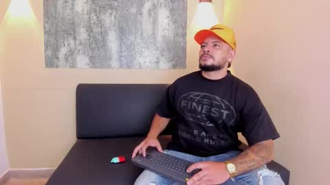 Troy online show from March 2026 03:33:02 AM